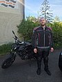 Absolvent/in der Fahrschule