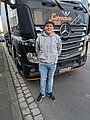 Absolvent/in der Fahrschule