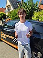 Absolvent/in der Fahrschule