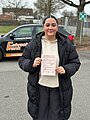 Absolvent/in der Fahrschule