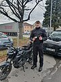 Absolvent/in der Fahrschule