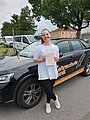 Absolvent/in der Fahrschule
