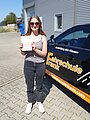 Absolventin der Fahrschule 2025