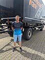 Absolvent/in der Fahrschule