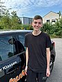 Absolvent/in der Fahrschule