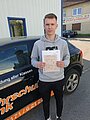 Absolvent/in der Fahrschule