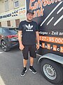 Absolvent/in der Fahrschule