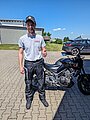 Absolvent/in der Fahrschule