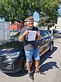 Absolvent/in der Fahrschule