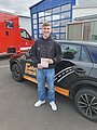 Absolvent/in der Fahrschule