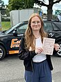 Absolvent/in der Fahrschule