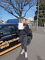 Absolvent/in der Fahrschule