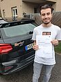 Absolvent/in der Fahrschule
