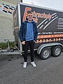 Absolvent/in der Fahrschule