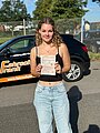 Absolvent/in der Fahrschule