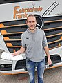 Absolvent/in der Fahrschule
