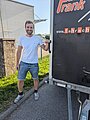 Absolvent/in der Fahrschule