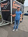Absolvent/in der Fahrschule