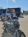 Absolvent/in der Fahrschule