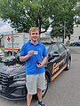 Absolvent/in der Fahrschule