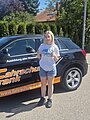 Absolvent/in der Fahrschule