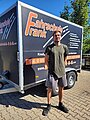 Absolvent/in der Fahrschule