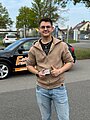 Absolvent/in der Fahrschule