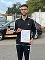 Absolvent/in der Fahrschule
