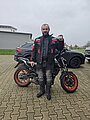 Absolvent/in der Fahrschule