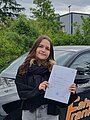 Absolvent/in der Fahrschule