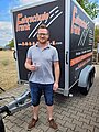 Absolvent/in der Fahrschule