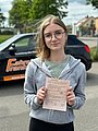 Absolvent/in der Fahrschule