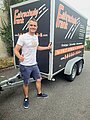 Absolvent/in der Fahrschule