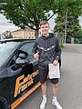 Absolvent/in der Fahrschule