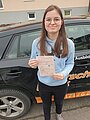 Absolventin der Fahrschule 2024