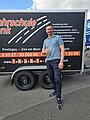 Absolvent/in der Fahrschule